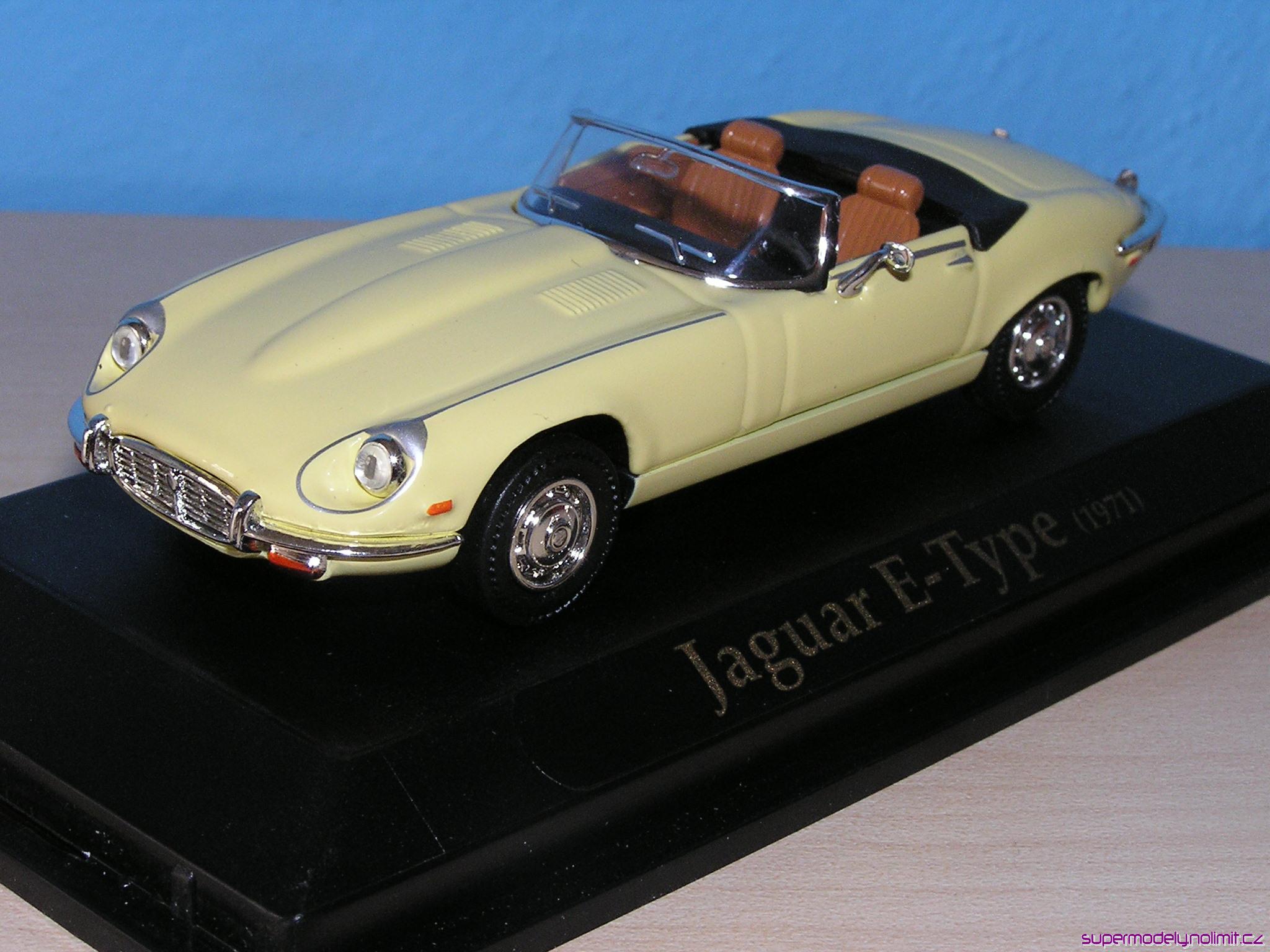 Jaguar E-Type.JPG